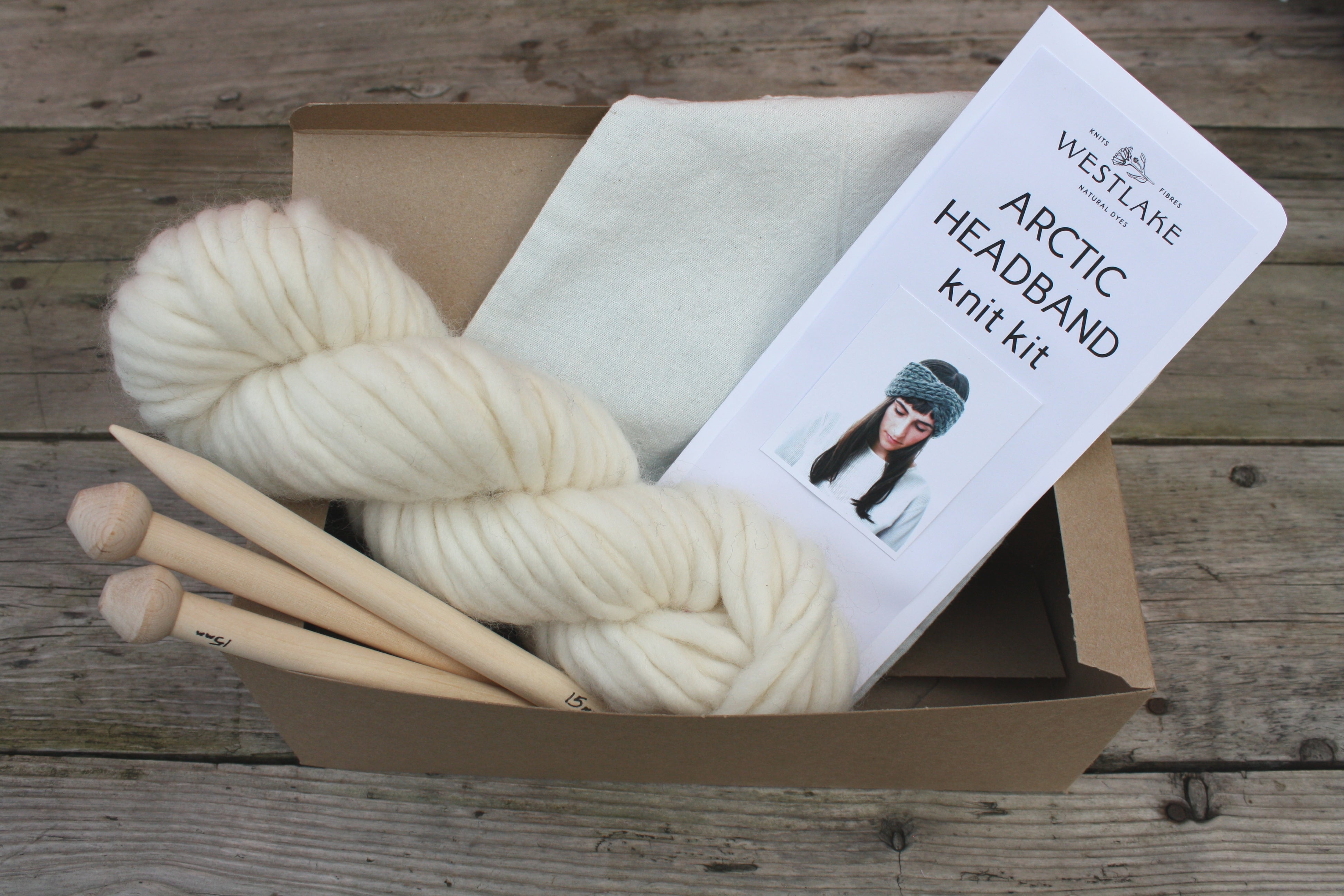Artic Cross Chunky Headband Knitting Kit